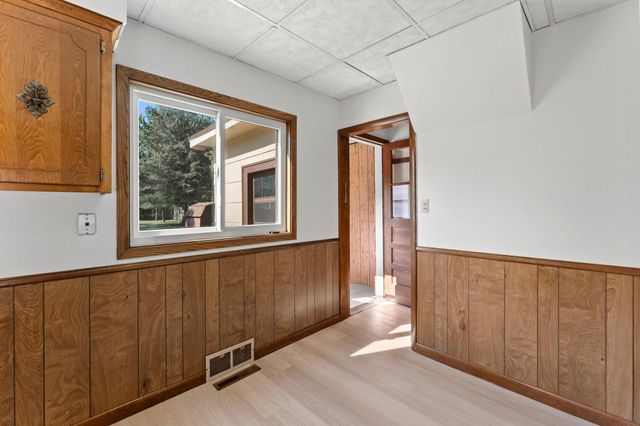 1648 Hammond Road, White Bear Lake, MN 55110