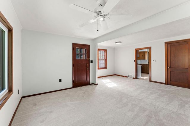 1648 Hammond Road, White Bear Lake, MN 55110