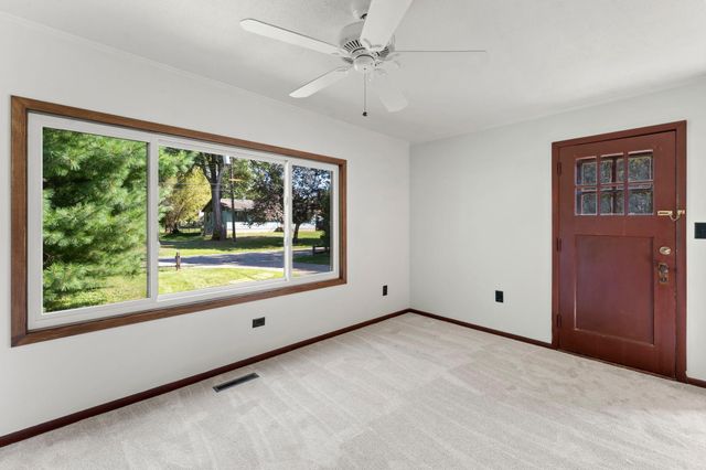 1648 Hammond Road, White Bear Lake, MN 55110