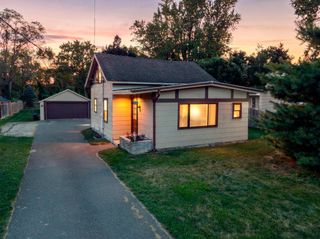1648 Hammond Road, White Bear Lake, MN 55110