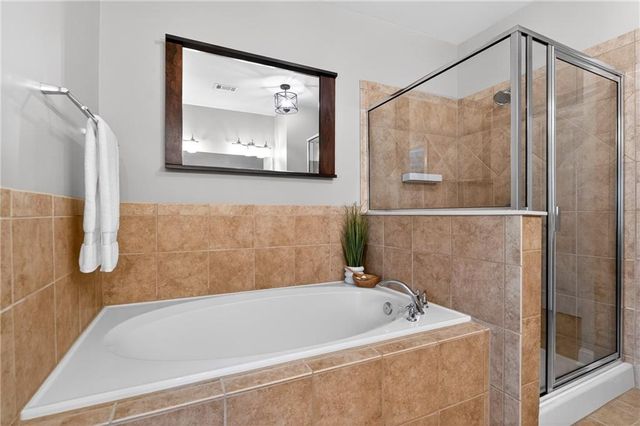 7690 Willoughby Court, Alpharetta, GA 30005