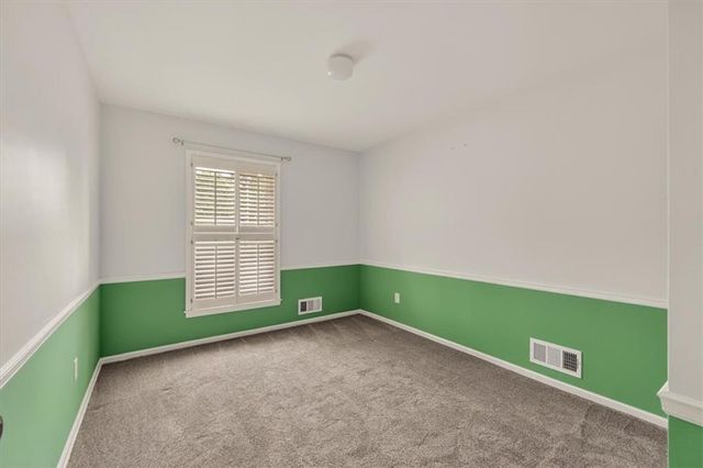 8804 W 92nd Street, Overland Park, KS 66212