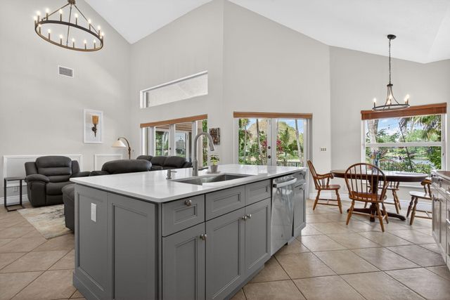 6443 NW 110th Avenue, Parkland, FL 33076