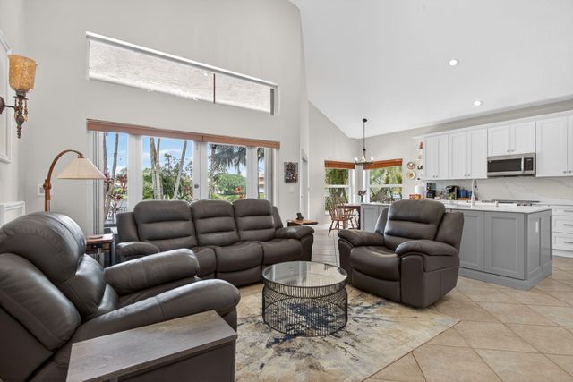 6443 NW 110th Avenue, Parkland, FL 33076