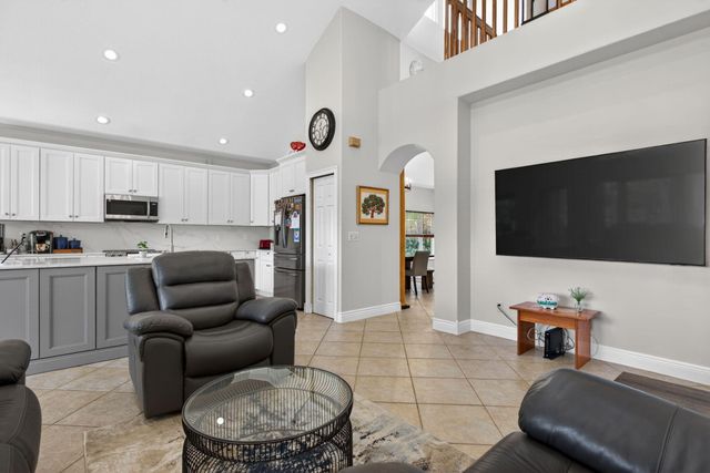 6443 NW 110th Avenue, Parkland, FL 33076