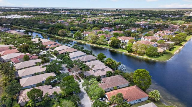 6443 NW 110th Avenue, Parkland, FL 33076