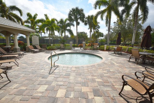 6443 NW 110th Avenue, Parkland, FL 33076