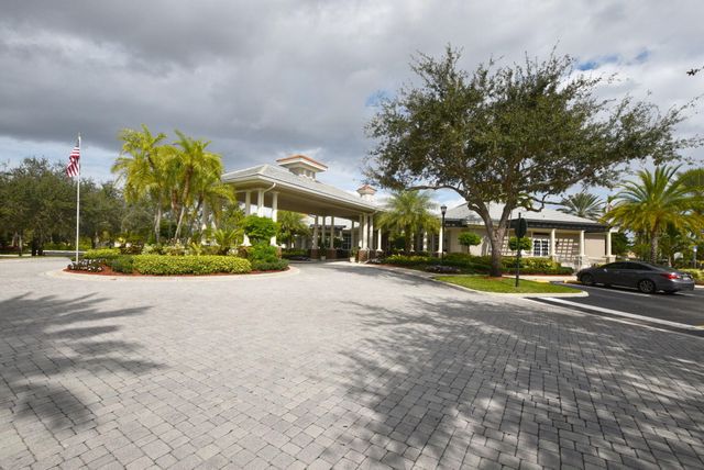 6443 NW 110th Avenue, Parkland, FL 33076