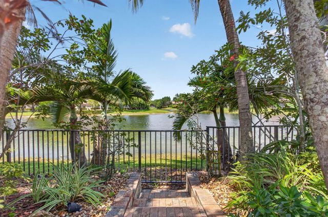 6443 NW 110th Avenue, Parkland, FL 33076