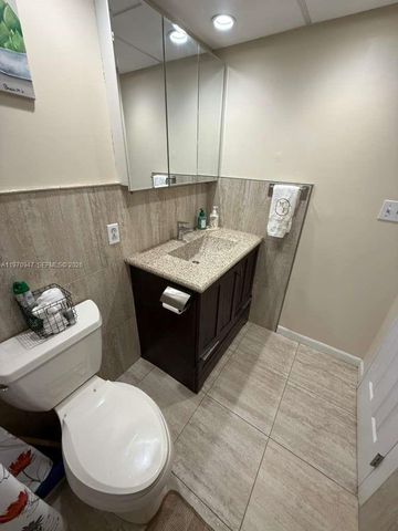 6911 Environ Blvd 8L, Lauderhill, FL 33319