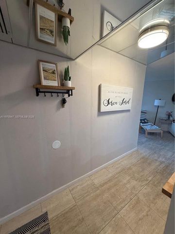 6911 Environ Blvd 8L, Lauderhill, FL 33319