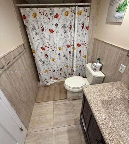 6911 Environ Blvd 8L, Lauderhill, FL 33319