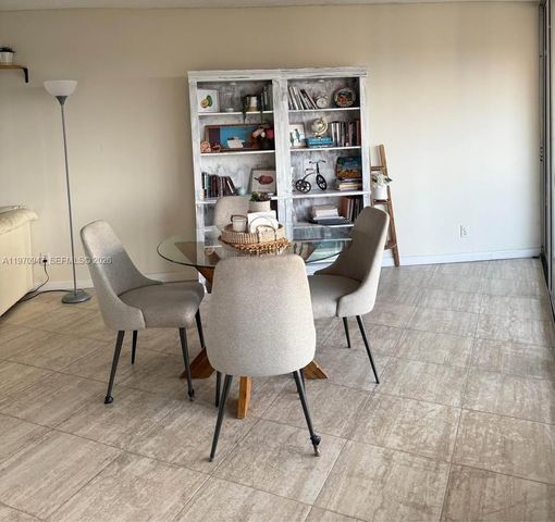 6911 Environ Blvd 8L, Lauderhill, FL 33319