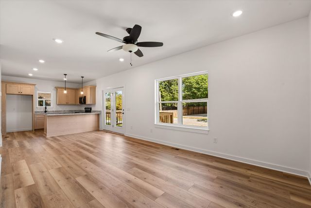 1000 Bryan St A, Old Hickory, TN 37138