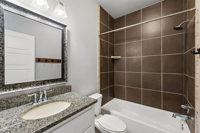 8304 NW 139th Terrace, Oklahoma City, OK 73142