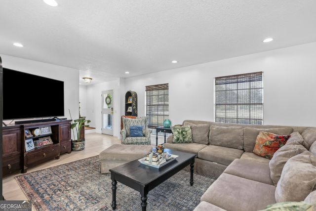 168 Pierce Street, Jesup, GA 31545