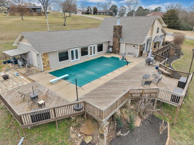 1100 Carruthers Drive, Morrilton, AR 72110