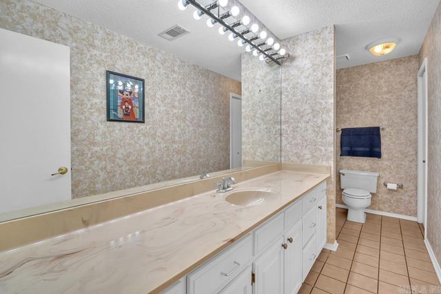 1100 Carruthers Drive, Morrilton, AR 72110