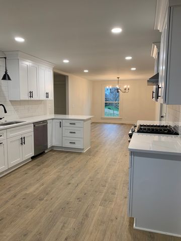 217 Oxford Dr, Franklin, TN 37064