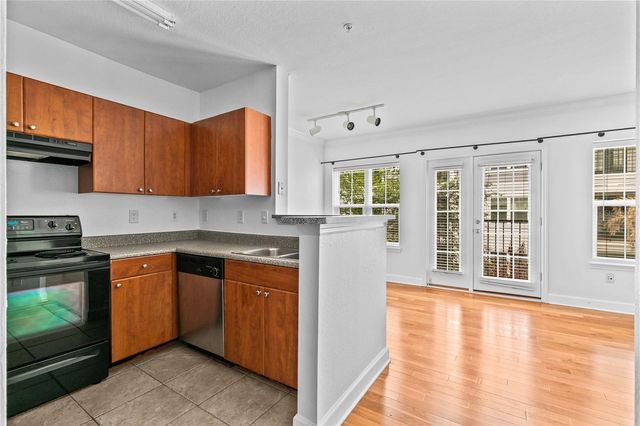 300 E SOUTH STREET 2015, Orlando, FL 32801