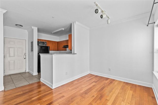300 E SOUTH STREET 2015, Orlando, FL 32801