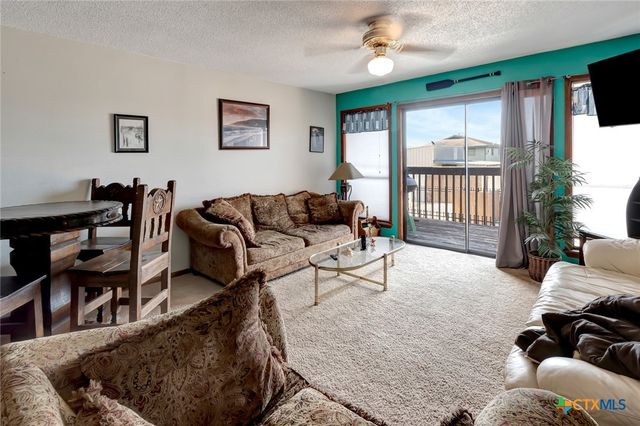 22 Pirates Cove, Port O'connor, TX 77982