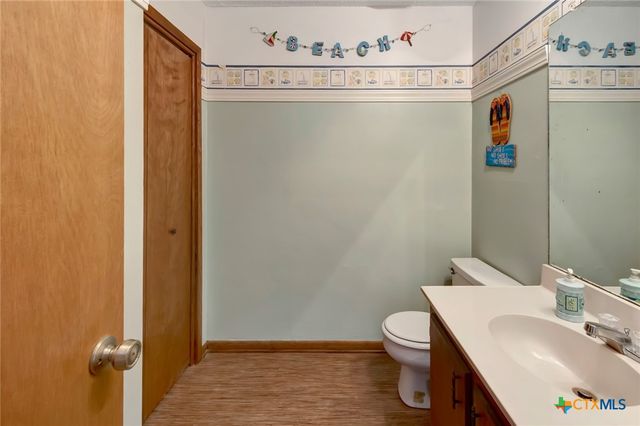 22 Pirates Cove, Port O'connor, TX 77982