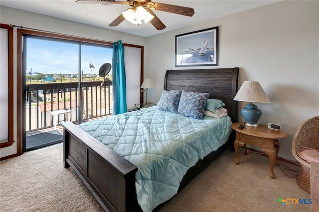 22 Pirates Cove, Port O'connor, TX 77982