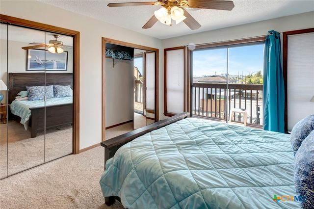 22 Pirates Cove, Port O'connor, TX 77982