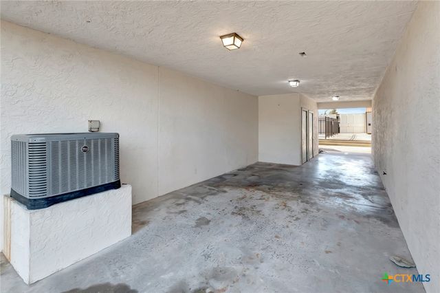 22 Pirates Cove, Port O'connor, TX 77982