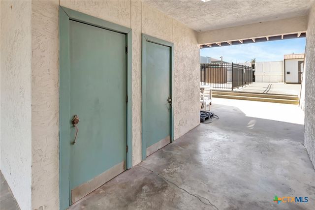 22 Pirates Cove, Port O'connor, TX 77982