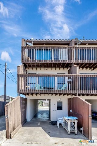 22 Pirates Cove, Port O'connor, TX 77982