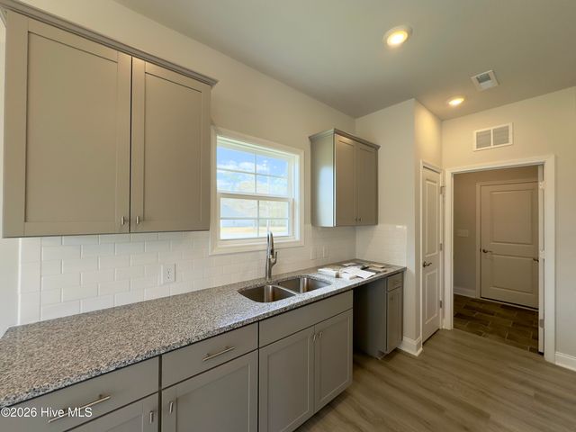 2105 Sandbrook Loop, Leland, NC 28451