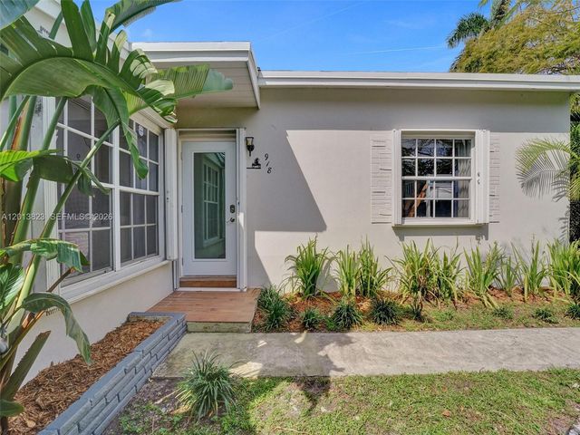918 NE 4th Court, Hallandale Beach, FL 33009