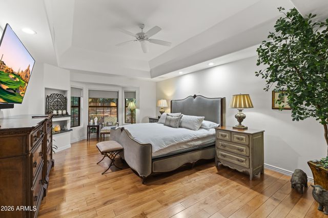 610 W GLENN Drive, Phoenix, AZ 85021