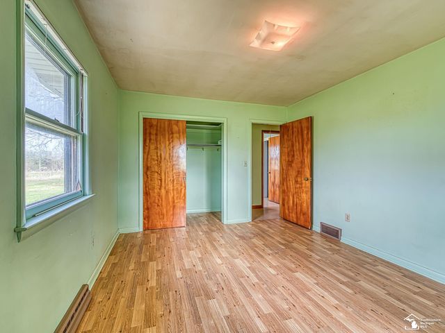 1932 W Albain Road, Raisinville Twp, MI 48161