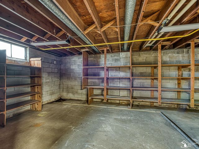 1932 W Albain Road, Raisinville Twp, MI 48161