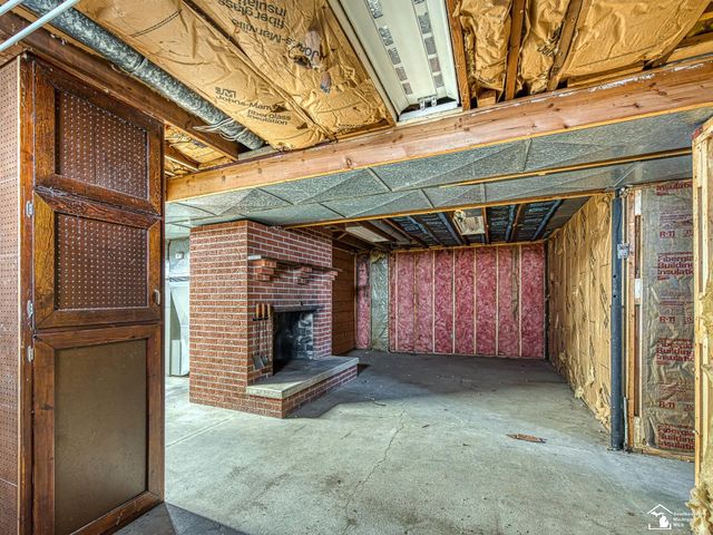 1932 W Albain Road, Raisinville Twp, MI 48161