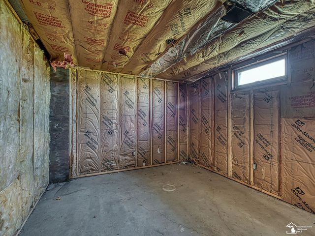 1932 W Albain Road, Raisinville Twp, MI 48161