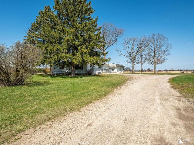 1932 W Albain Road, Raisinville Twp, MI 48161