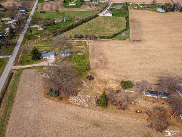 1932 W Albain Road, Raisinville Twp, MI 48161