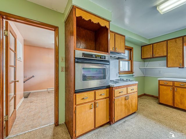 1932 W Albain Road, Raisinville Twp, MI 48161