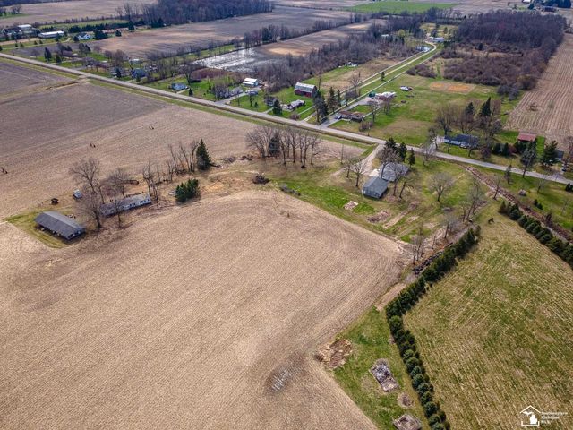 1932 W Albain Road, Raisinville Twp, MI 48161