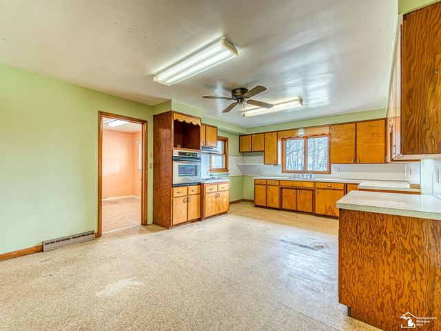 1932 W Albain Road, Raisinville Twp, MI 48161