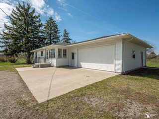 1932 W Albain Road, Raisinville Twp, MI 48161