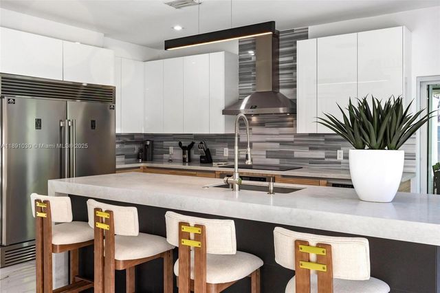 1651 SW 13th Ave na, Miami, FL 33145