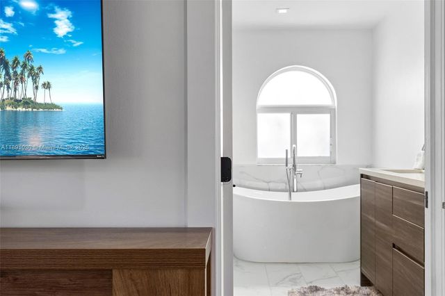 1651 SW 13th Ave na, Miami, FL 33145