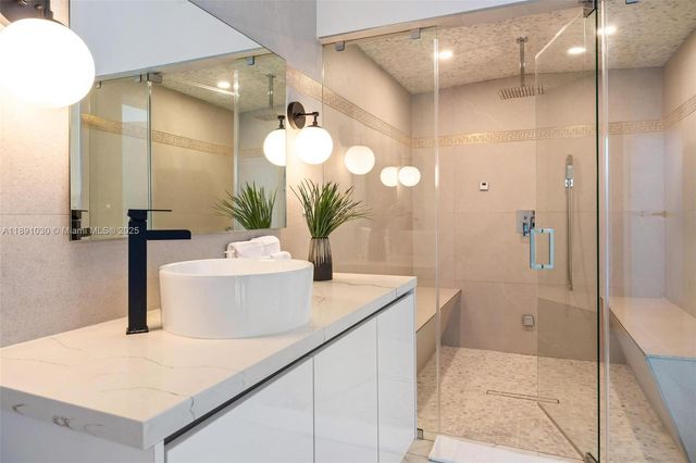 1651 SW 13th Ave na, Miami, FL 33145