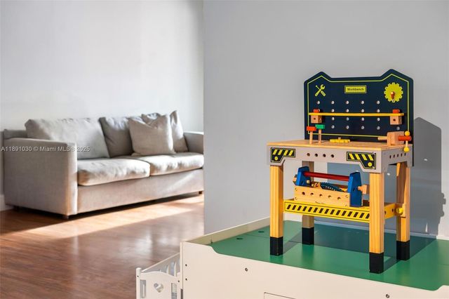 1651 SW 13th Ave na, Miami, FL 33145