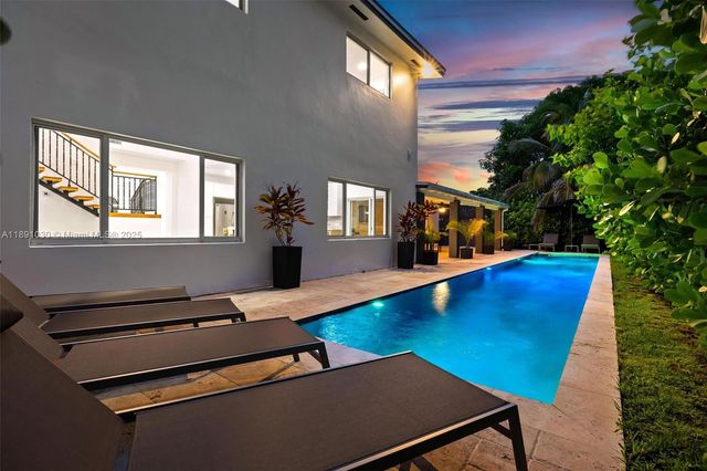 1651 SW 13th Ave na, Miami, FL 33145